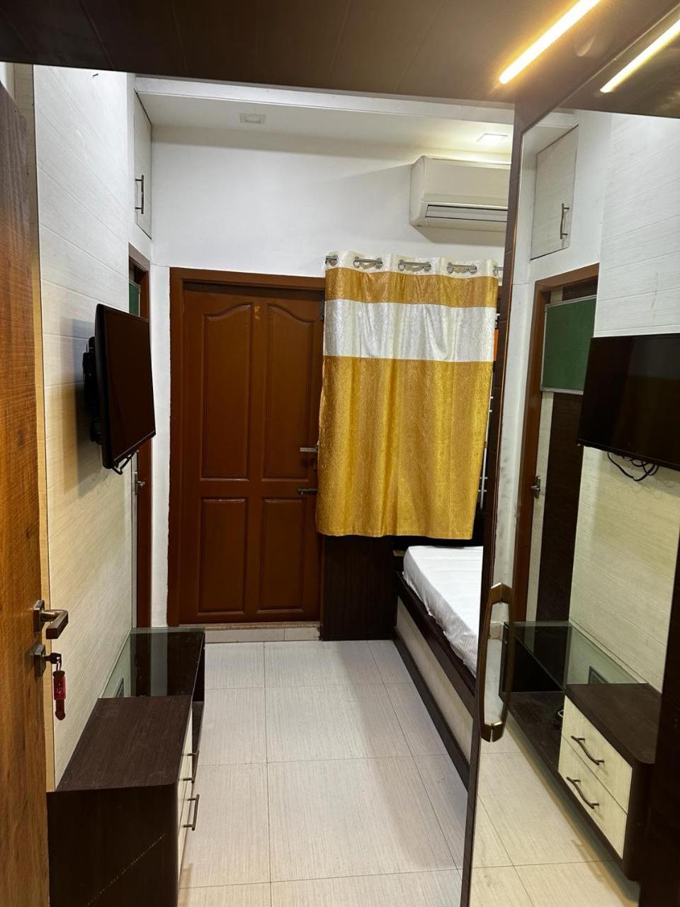 Temple View Home Stay Tiruvannamalai Bagian luar foto