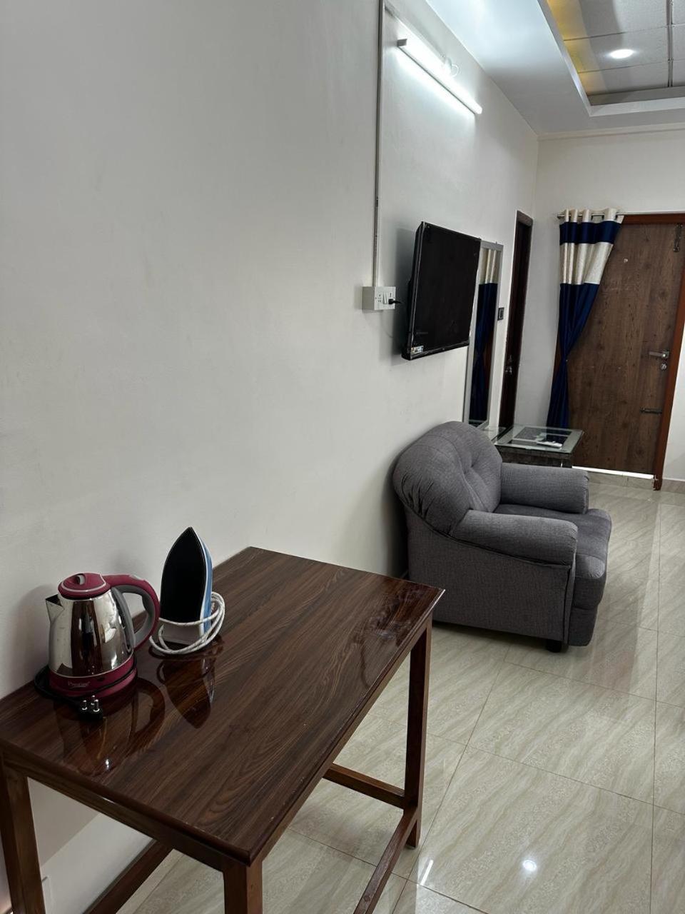 Temple View Home Stay Tiruvannamalai Bagian luar foto