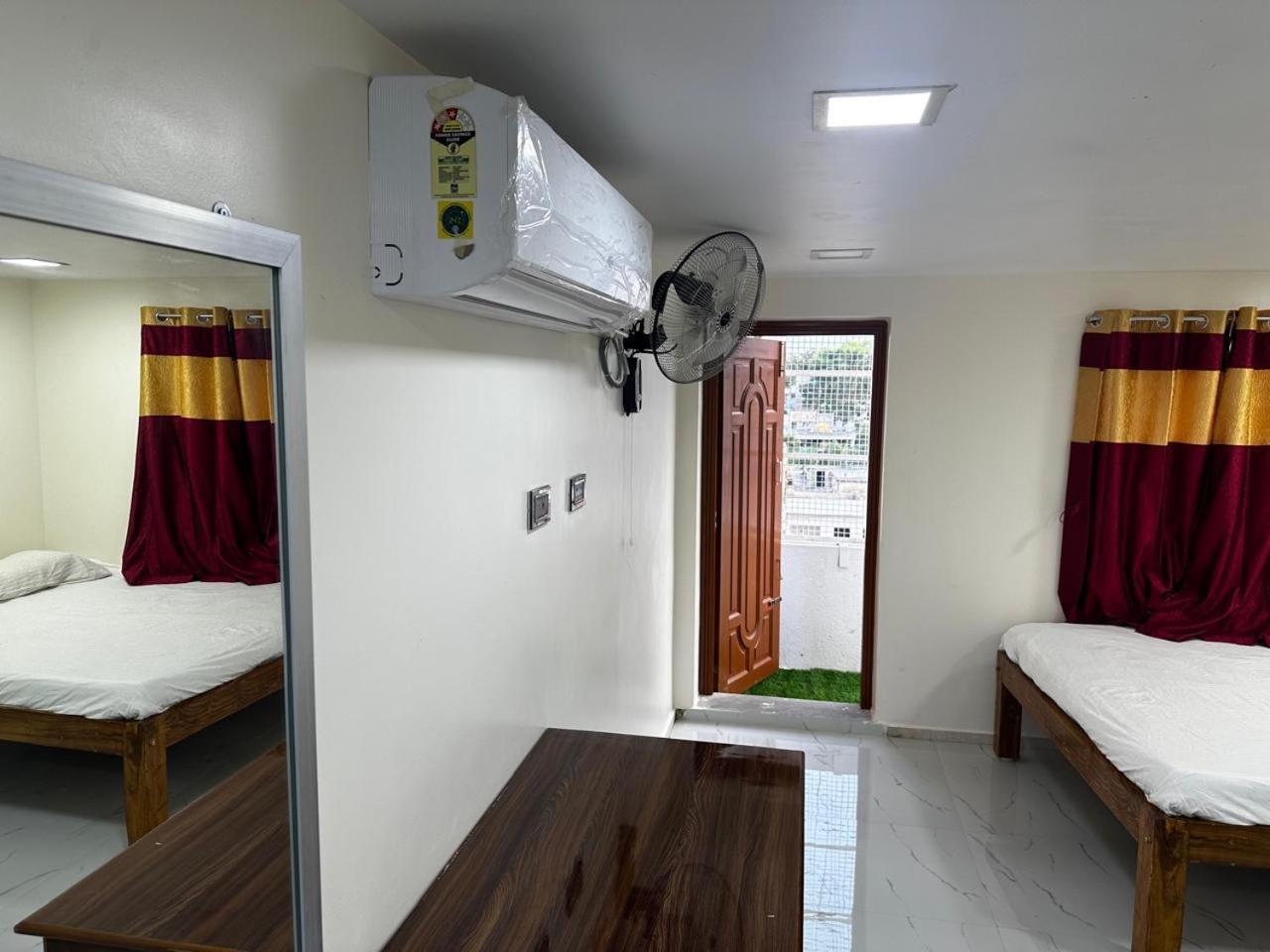 Temple View Home Stay Tiruvannamalai Bagian luar foto