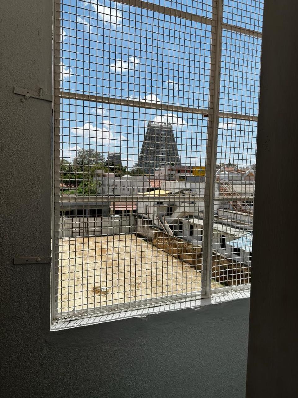 Temple View Home Stay Tiruvannamalai Bagian luar foto