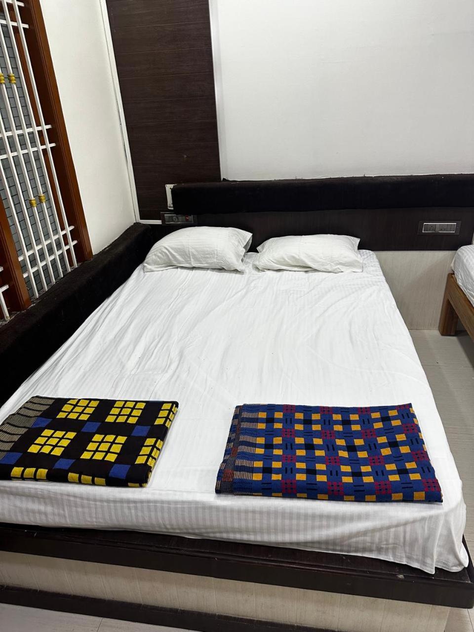 Temple View Home Stay Tiruvannamalai Bagian luar foto
