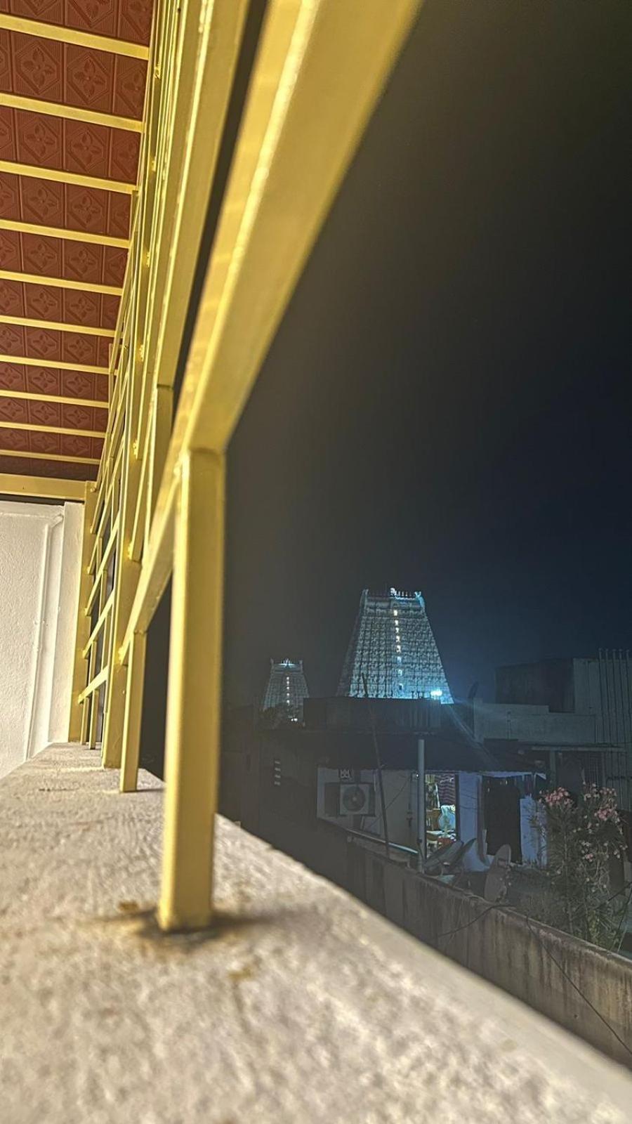 Temple View Home Stay Tiruvannamalai Bagian luar foto